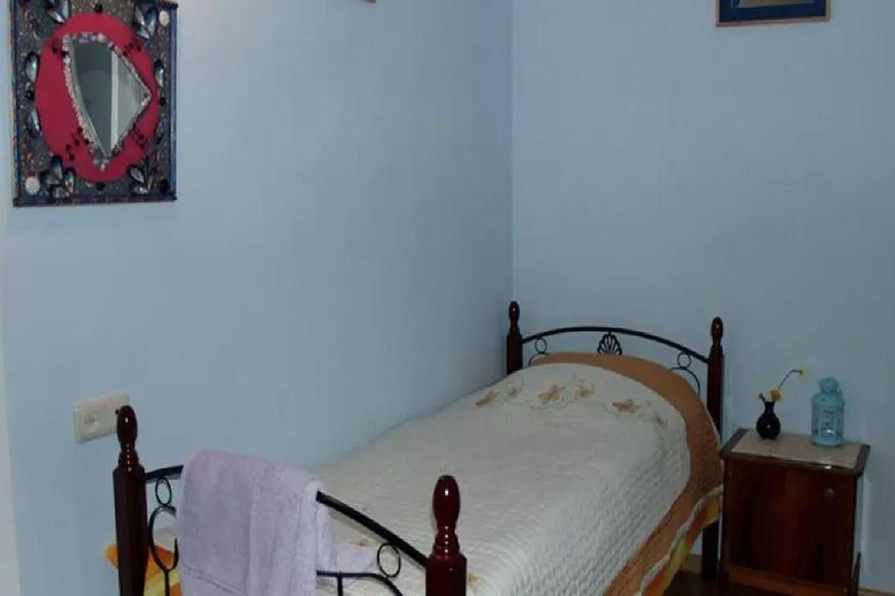 Three Jugs B&B Jrvezh Екстериор снимка