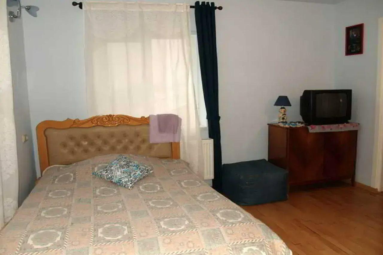 Three Jugs B&B Jrvezh Екстериор снимка