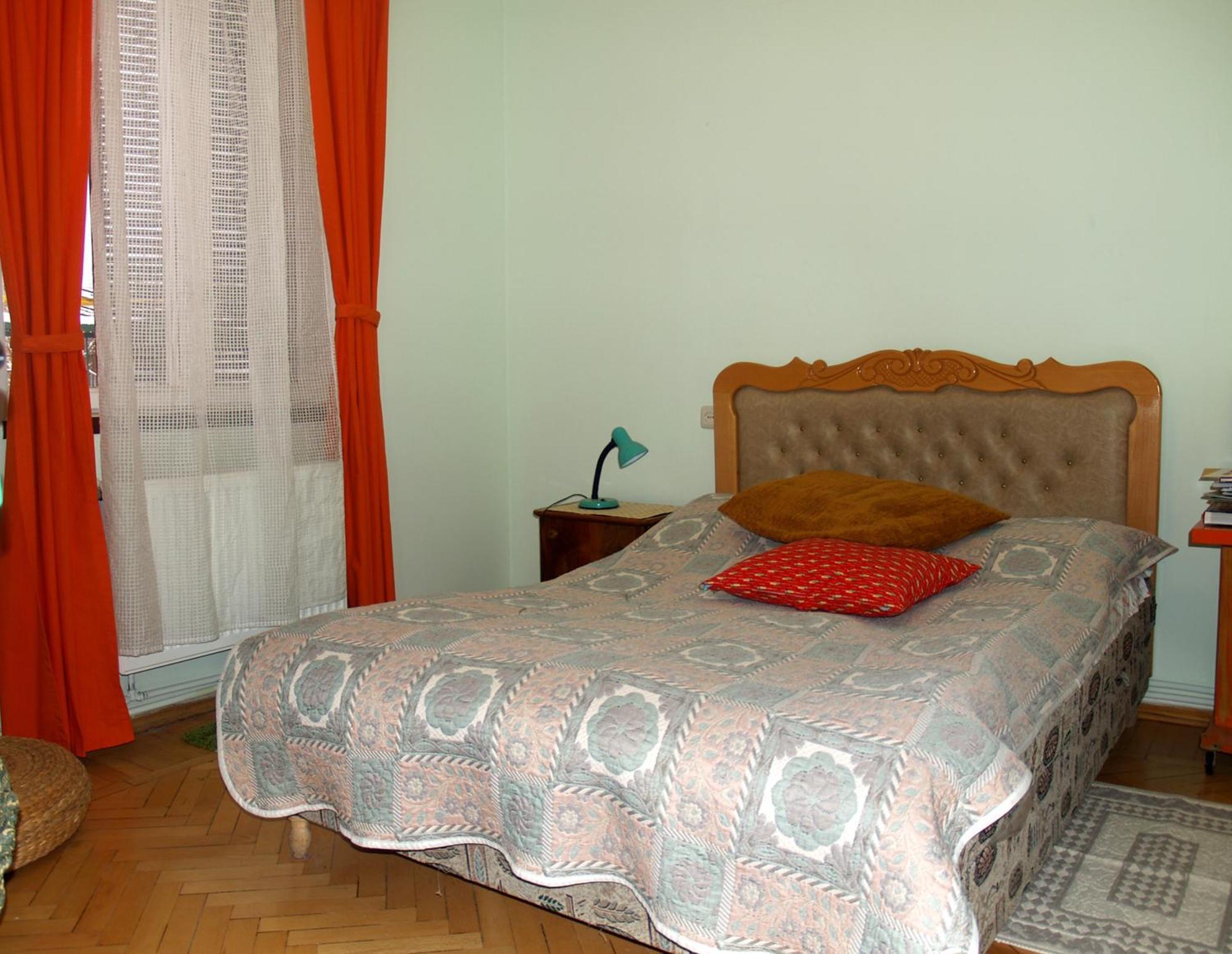 Three Jugs B&B Jrvezh Екстериор снимка